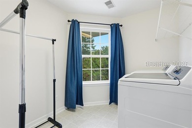Welcome to Wellstone! This move-in-ready end-unit townhome - photo 31