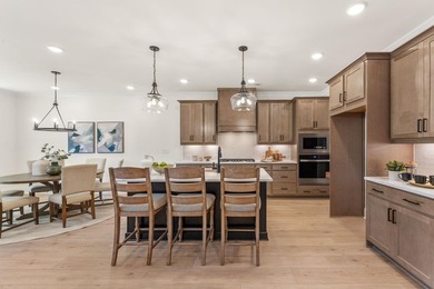 Photos are of model home. Actual home under construction - photo 4