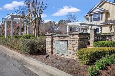 Welcome to Wellstone! This move-in-ready end-unit townhome - photo 46