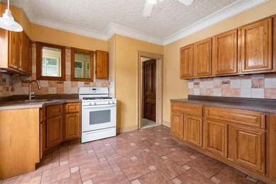 Ditmas Park/ South Midwood- Magnificent, fully detached - photo 10