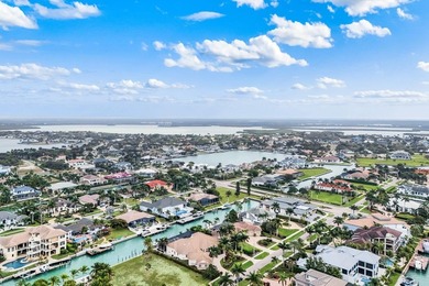 Set along the coveted southern stretch of Caxambas Court, this - photo 52