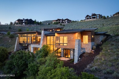 Perched along one of Red Ledges' premier ridgelines, this - photo 3