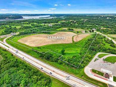 Prime Highway 35 Commercial Opportunity - 34.94 Acres | - photo 8