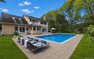 Welcome to 9 Briarsweet Lane, a hidden gem in the heart of - photo 2
