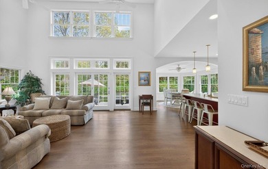 Welcome to 9 Briarsweet Lane, a hidden gem in the heart of - photo 6