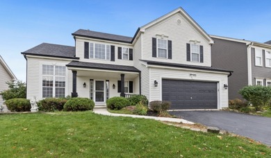 (private lake, pond, creek) Home For Sale in Geneva Illinois