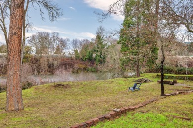 Lake Lot For Sale in Grants Pass, Oregon