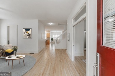Rare opportunity to own a stunning riverfront estate tucked away - photo 4