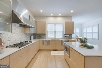 Rare opportunity to own a stunning riverfront estate tucked away - photo 10