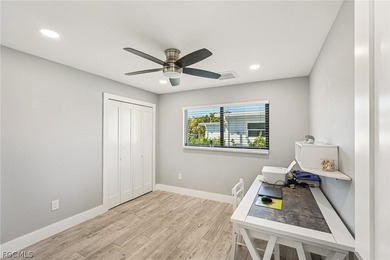 Stunning 3/2/2 waterfront pool home offering direct Gulf access - photo 26
