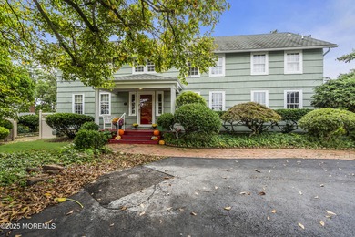 (private lake, pond, coastal) Home For Sale in Matawan New Jersey