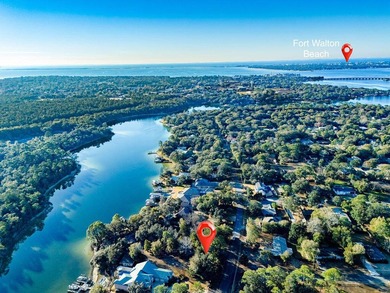 2 Adjoining Lots, 1.3 acres, 230 waterfront feet on a peninsula! - photo 6