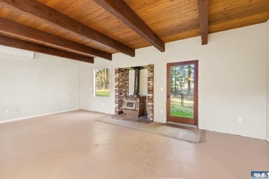 Marketing Remarks Multi Gen Family Compound! There are homes &