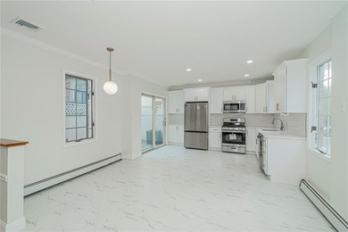 Welcome to this beautiful fully renovated brick 2-bedroom - photo 4