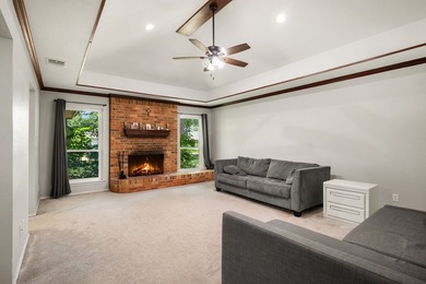 Welcome to 8 Cimarron Dr, a beautiful single-story home nestled - photo 5