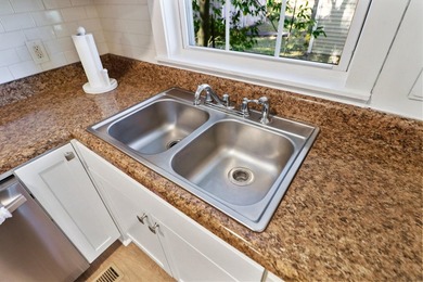 Motivated Seller! Repairs in progress. Beautifully updated home - photo 19