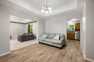 Welcome to 8 Cimarron Dr, a beautiful single-story home nestled - photo 9