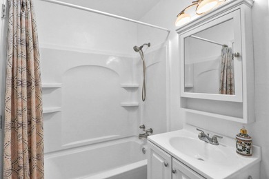 Motivated Seller! Repairs in progress. Beautifully updated home - photo 21