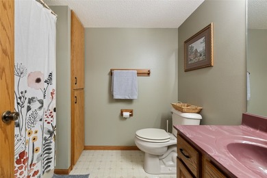 Welcome to easy, low-maintenance living in one of Eau Claire's - photo 22