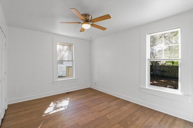 Motivated Seller! Repairs in progress. Beautifully updated home - photo 27