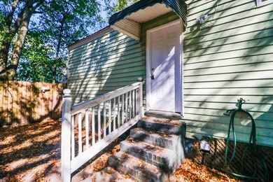 Motivated Seller! Repairs in progress. Beautifully updated home - photo 33