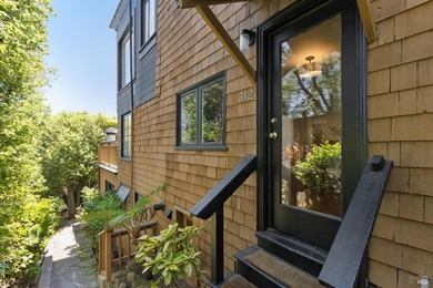 Desirable 3 unit building with a tenant-occupied studio! Located - photo 41