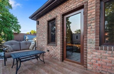 Welcome to this exceptional custom-built fully detached brick - photo 6