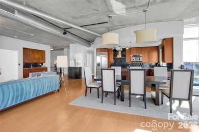 Enjoy Exceptionally stunning city views and sunsets from this - photo 3