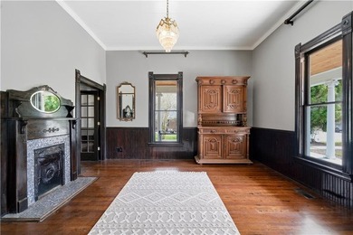 The guest house is what stops people. Fully separate from the - photo 13
