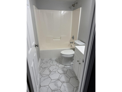 Fantastic opportunity to acquire possibly the biggest Quadplex - photo 16