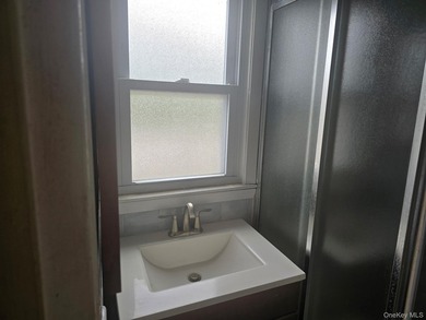 Attention All Buyers! Diamond in the rough. Location, Location! - photo 25