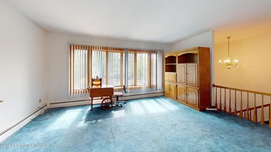 Charming detached home in the heart of Richmond Town, offering - photo 6
