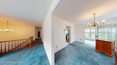 Charming detached home in the heart of Richmond Town, offering - photo 9