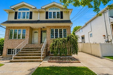 Welcome to 162 Bathgate St - Beautiful Legal 2 family Semi - photo 1