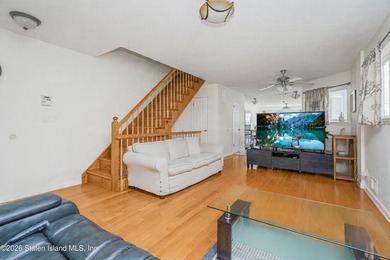 Welcome to 162 Bathgate St - Beautiful Legal 2 family Semi - photo 3