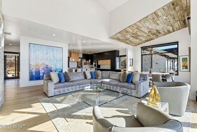 Reservoir-view mountain contemporary living in Deer Mountain: - photo 6
