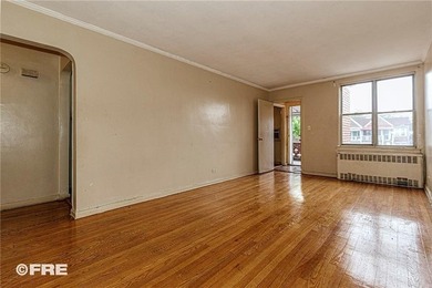 Amazing large 2 Family Attached Brick. 2 Bedroom over 1 Bedroom - photo 3