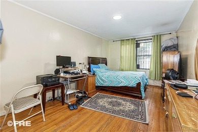 Amazing large 2 Family Attached Brick. 2 Bedroom over 1 Bedroom - photo 10