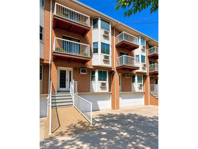 Welcome to this beautifully maintained one-bedroom condo - photo 2