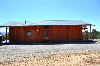 Nice new construction mountain home. This well built home sits - photo 4