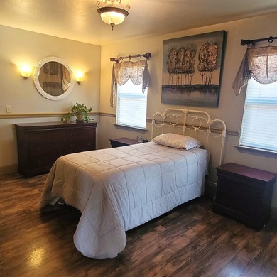 This is a move-in ready home that has been completely remodeled - photo 13