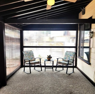 This is a move-in ready home that has been completely remodeled - photo 20