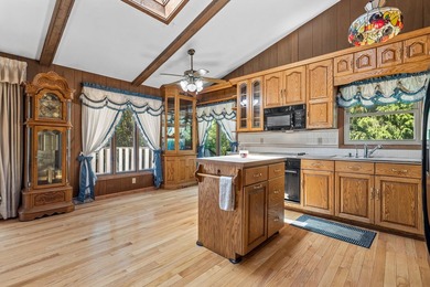 Unique property tucked away on a private wooded lot in a quiet - photo 25