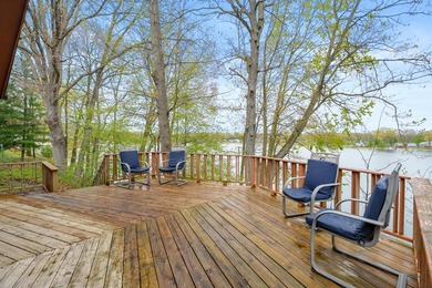Life feels a little different at the lake! Morning coffee on the - photo 35