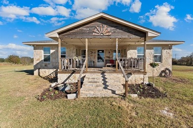 (private lake, pond, creek) Home For Sale in Mabank Texas