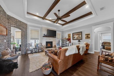 Discover luxury equestrian living in Stallion Lake Ranch - photo 8