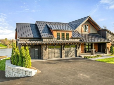 Stunning 5,949 sq ft custom-built luxury waterfront home (238' - photo 5