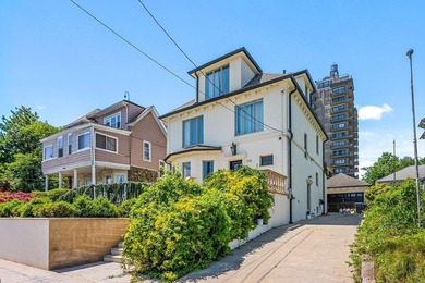 Welcome to 296 Edgewater Street, an extraordinary luxury - photo 4