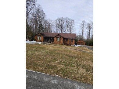 Laurel Lake Home Sale Pending in Corbin Kentucky