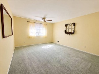 Welcome to this 1,441 SF townhouse located in Staten Island! - photo 8